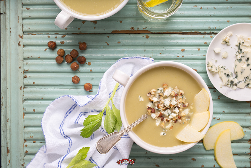 BORGES - Crema de céleri con queso azul