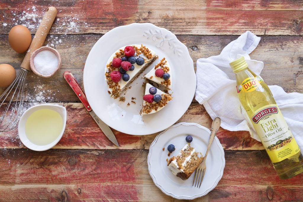An olive oil for every occasion, for example, to make this cheesecake with red berries