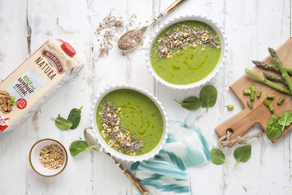 Vegetables creams with nuts drink