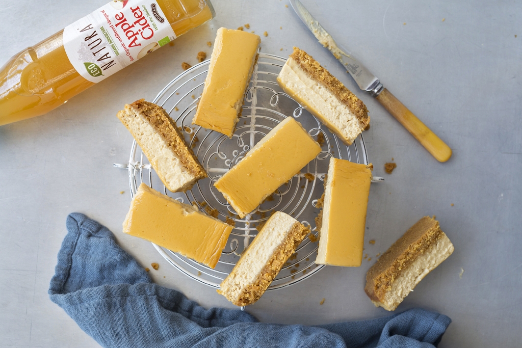 Caramel and apple cider bars recipe