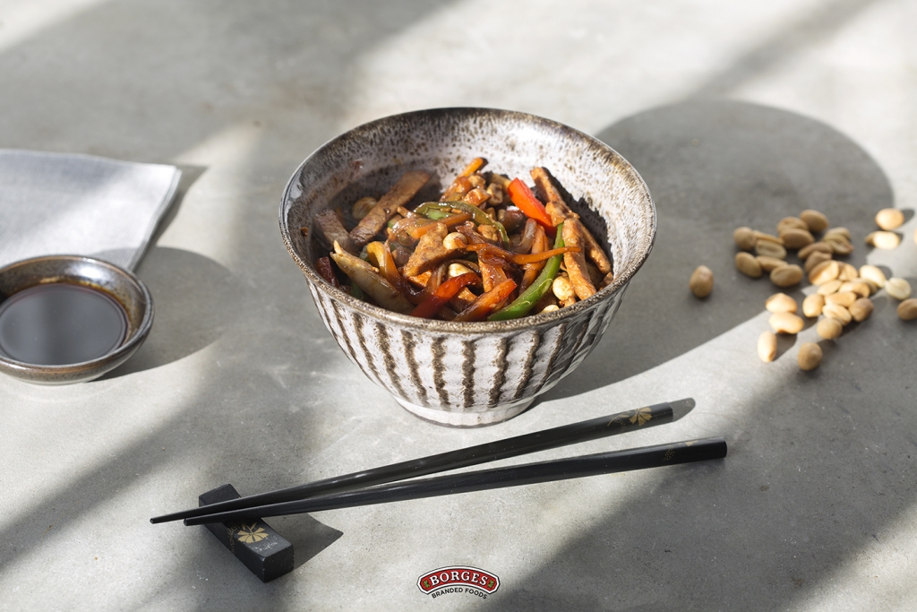 Pork with vegetables bowl