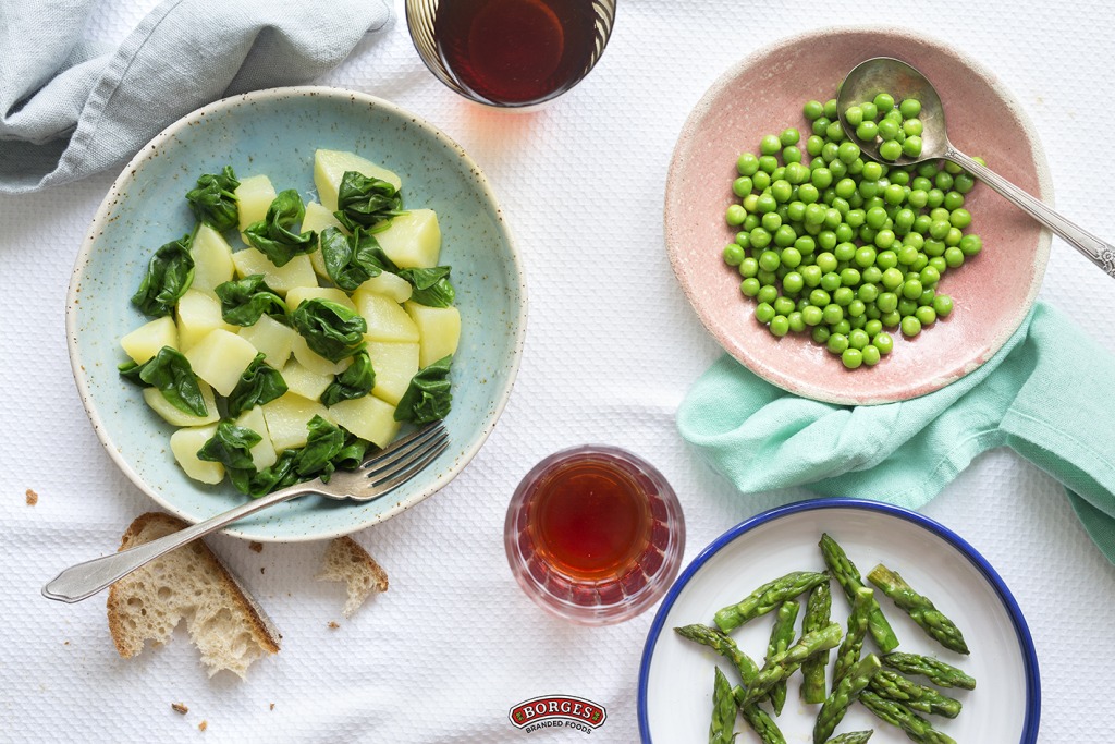 Steamed vegetables with extra virgin olive oil