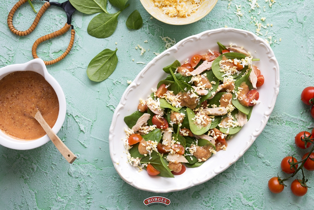 Borges - tuna Salad with hard-boiled egg and tomato vinaigrette