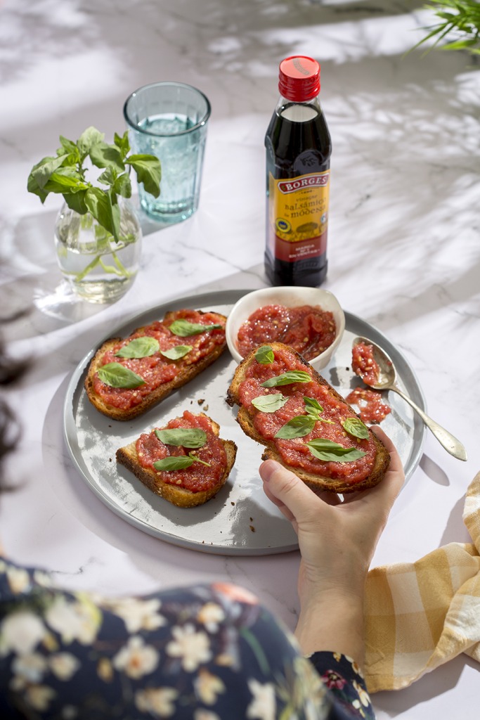 The Best Tomato Snack