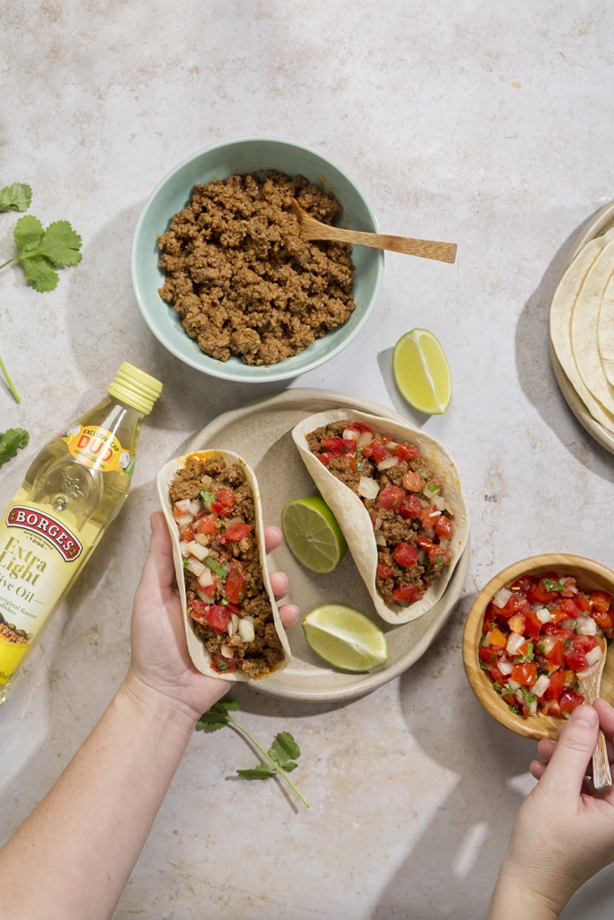 Beef tacos with pico de gallo