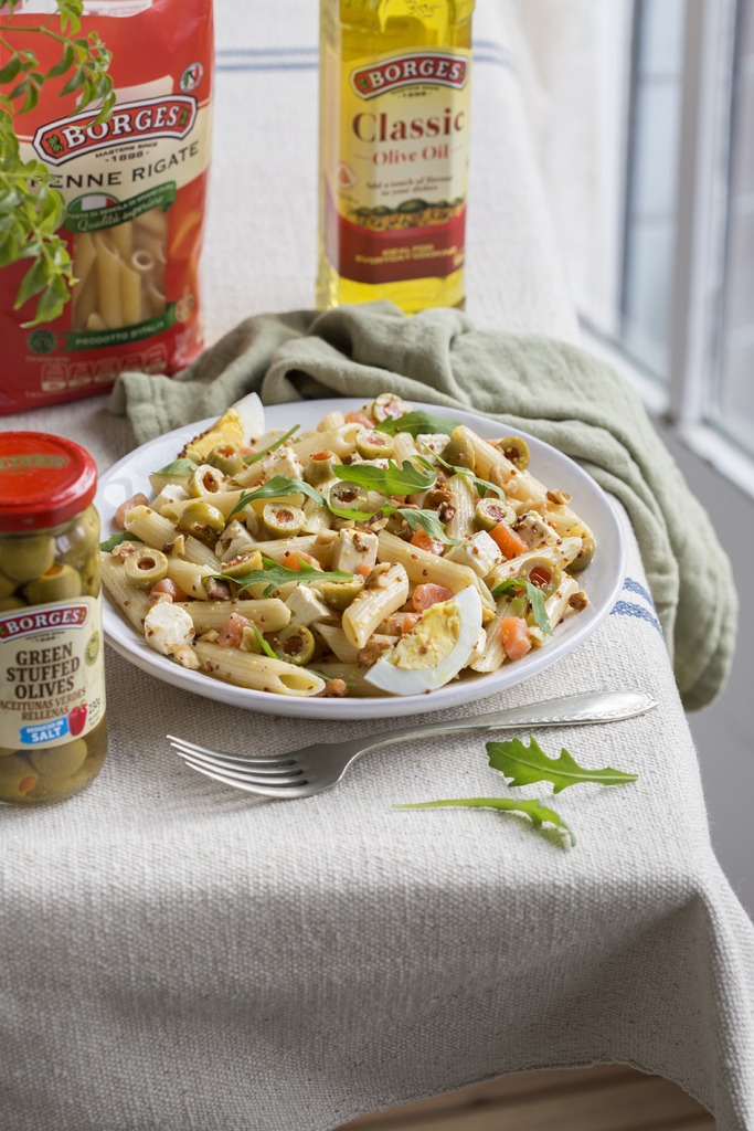 Pasta salad with smoked salmon