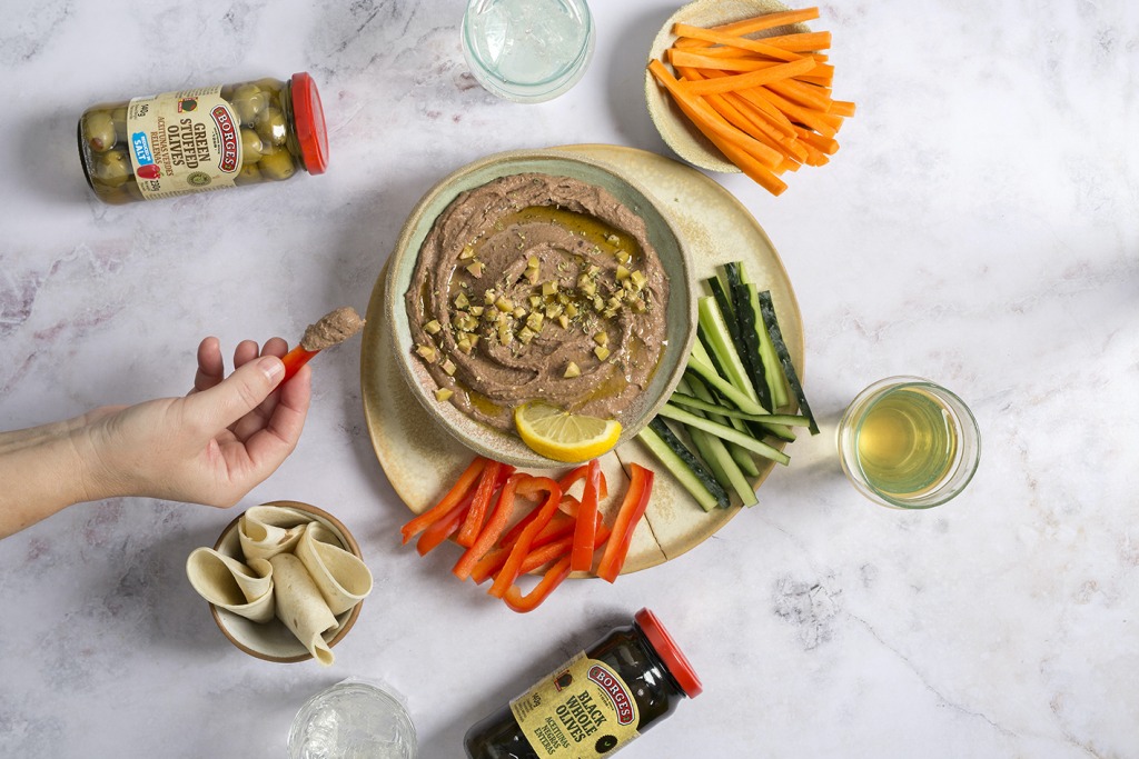 Olive hummus