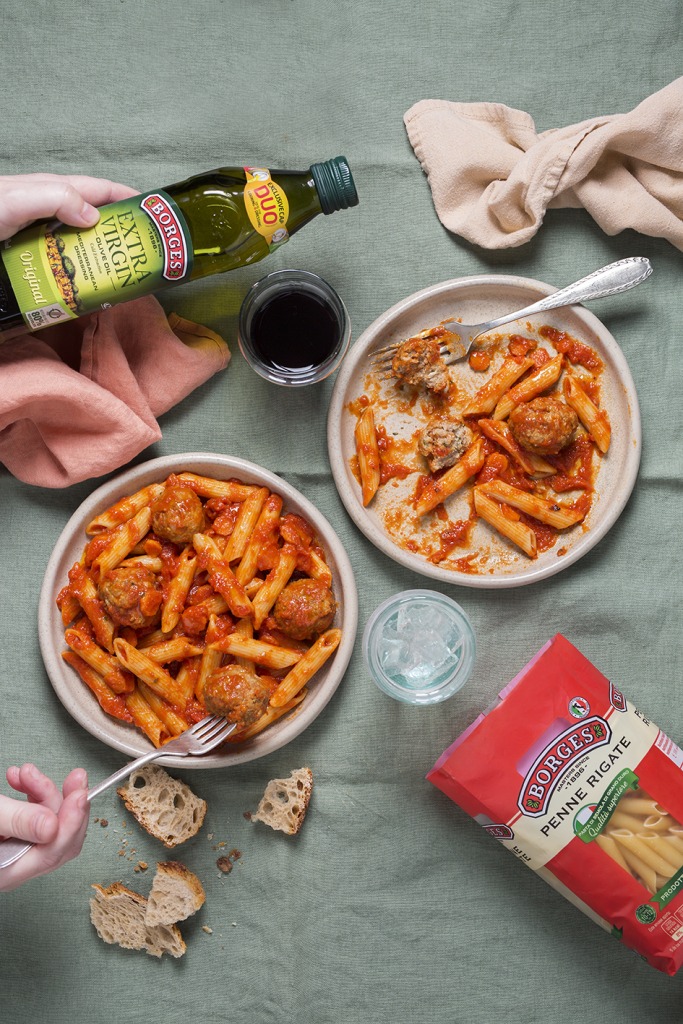 Penne with meatballs