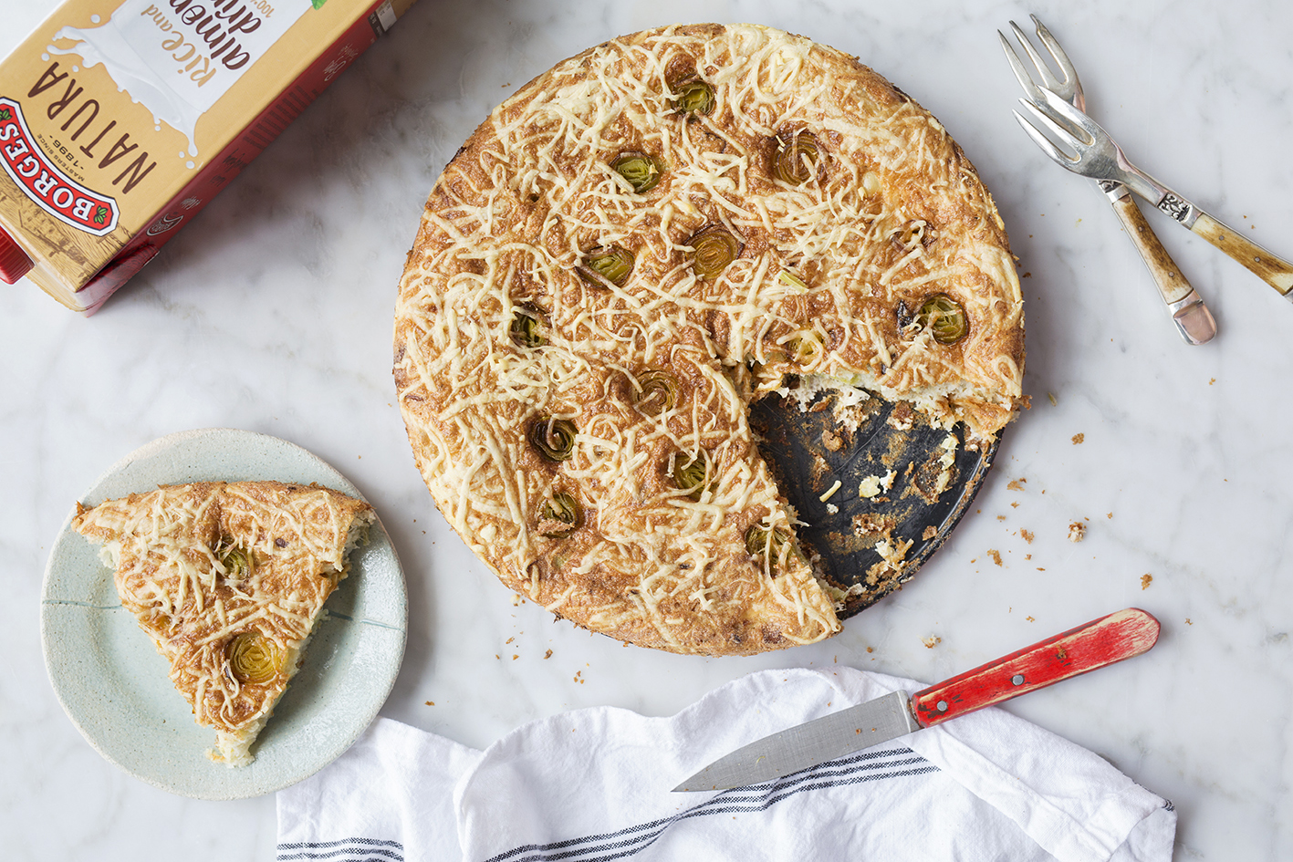 Leek pie with cheese cooked with Borges rice and almond drink