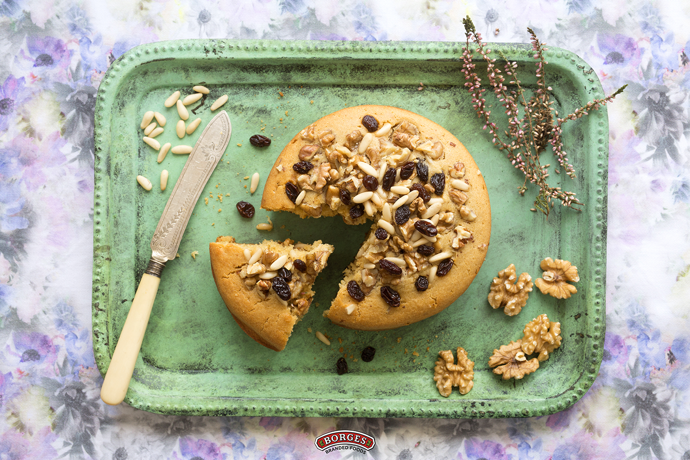 Borges - Borges - Yogurt and nuts sponge cake