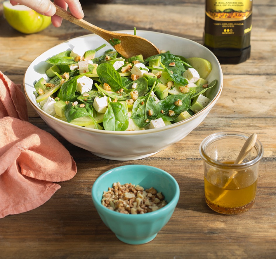 Spinach and Avocado Salad